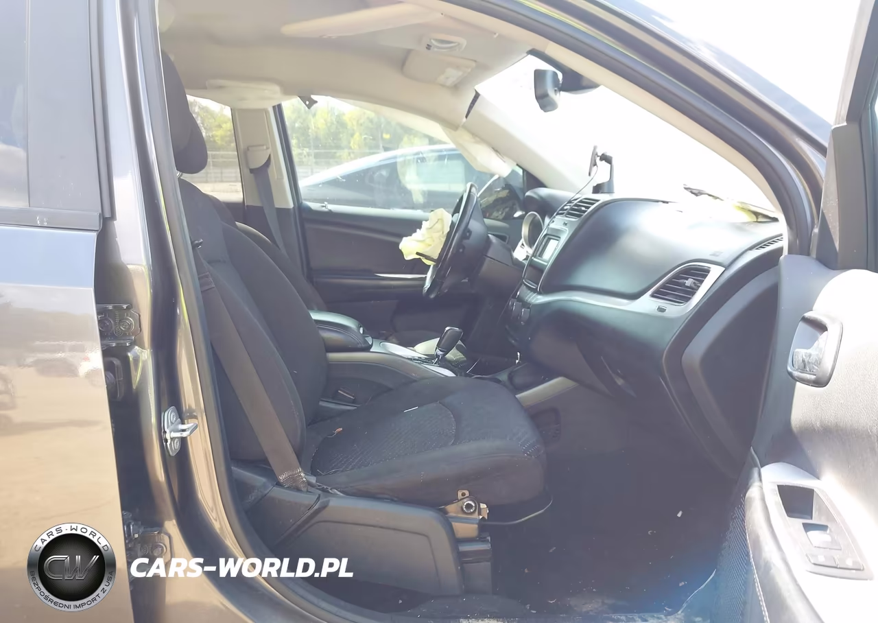 2019 Dodge Journey Se VIN:3C4PDCBB8KT799065 - 5