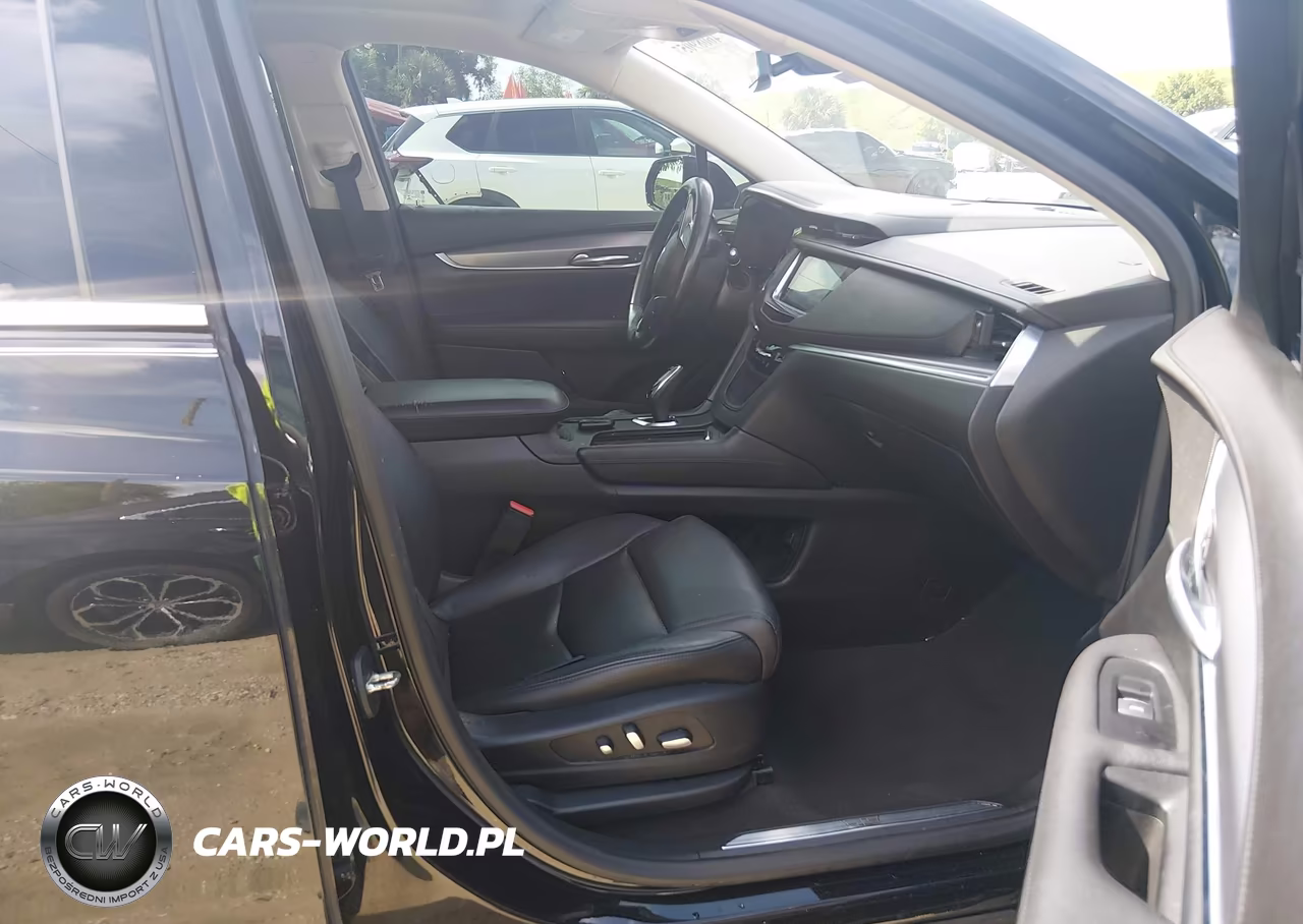 2018 Cadillac Xt5 Luxury VIN:1GYKNCRSXJZ241863 - 5