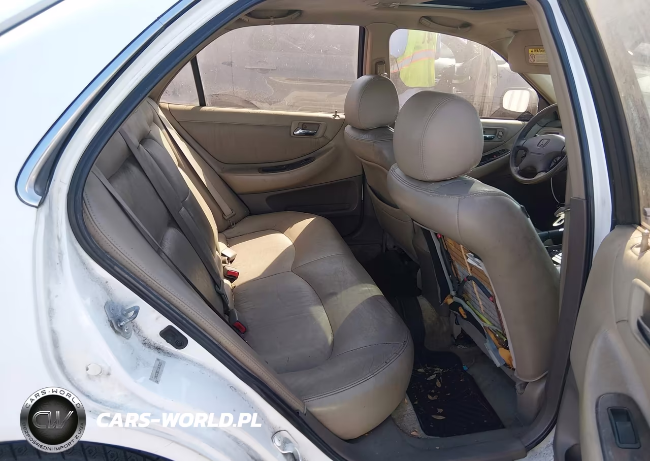 2002 Honda Accord 3.0 Ex VIN:1HGCG16572A073625 - 8