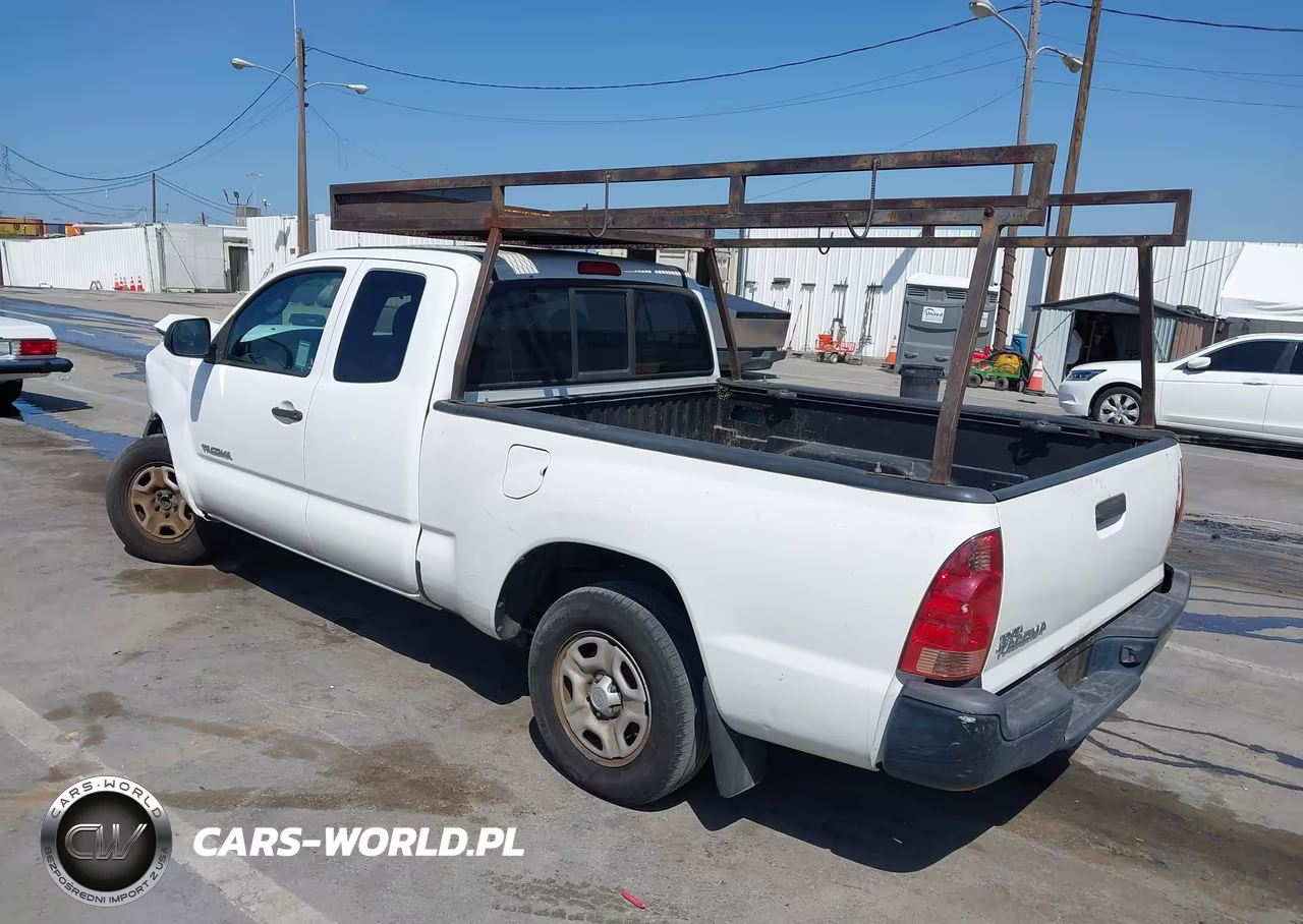 2015 Toyota Tacoma VIN:5TFTX4CN3FX059762 - 3
