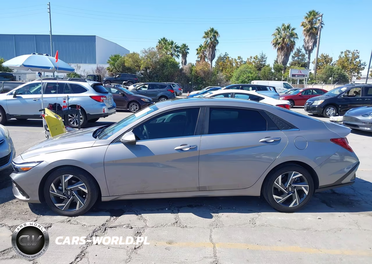 2024 Hyundai Elantra Sel VIN:KMHLS4DG0RU724469 - 14