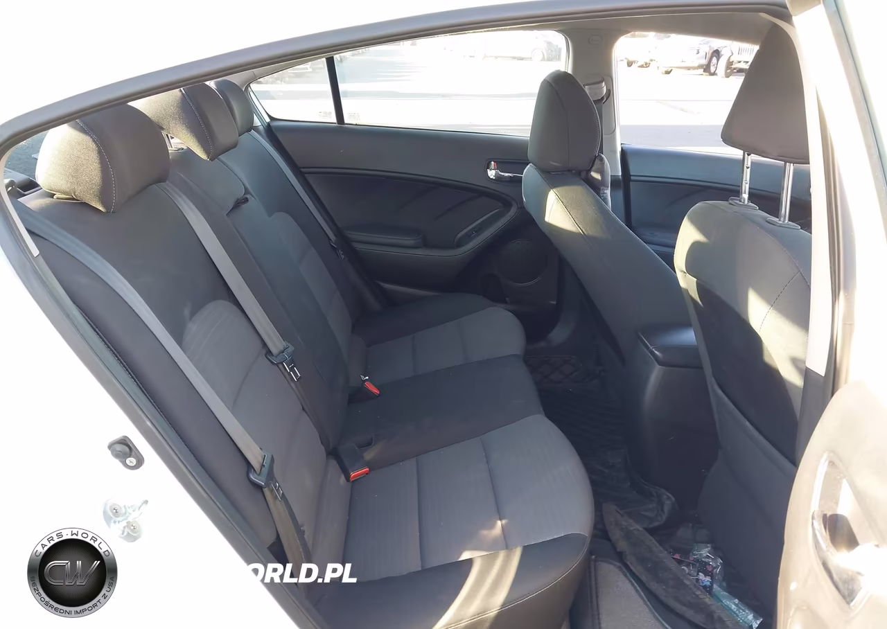 2016 Kia Forte Lx VIN:KNAFX4A67G5555022 - 8