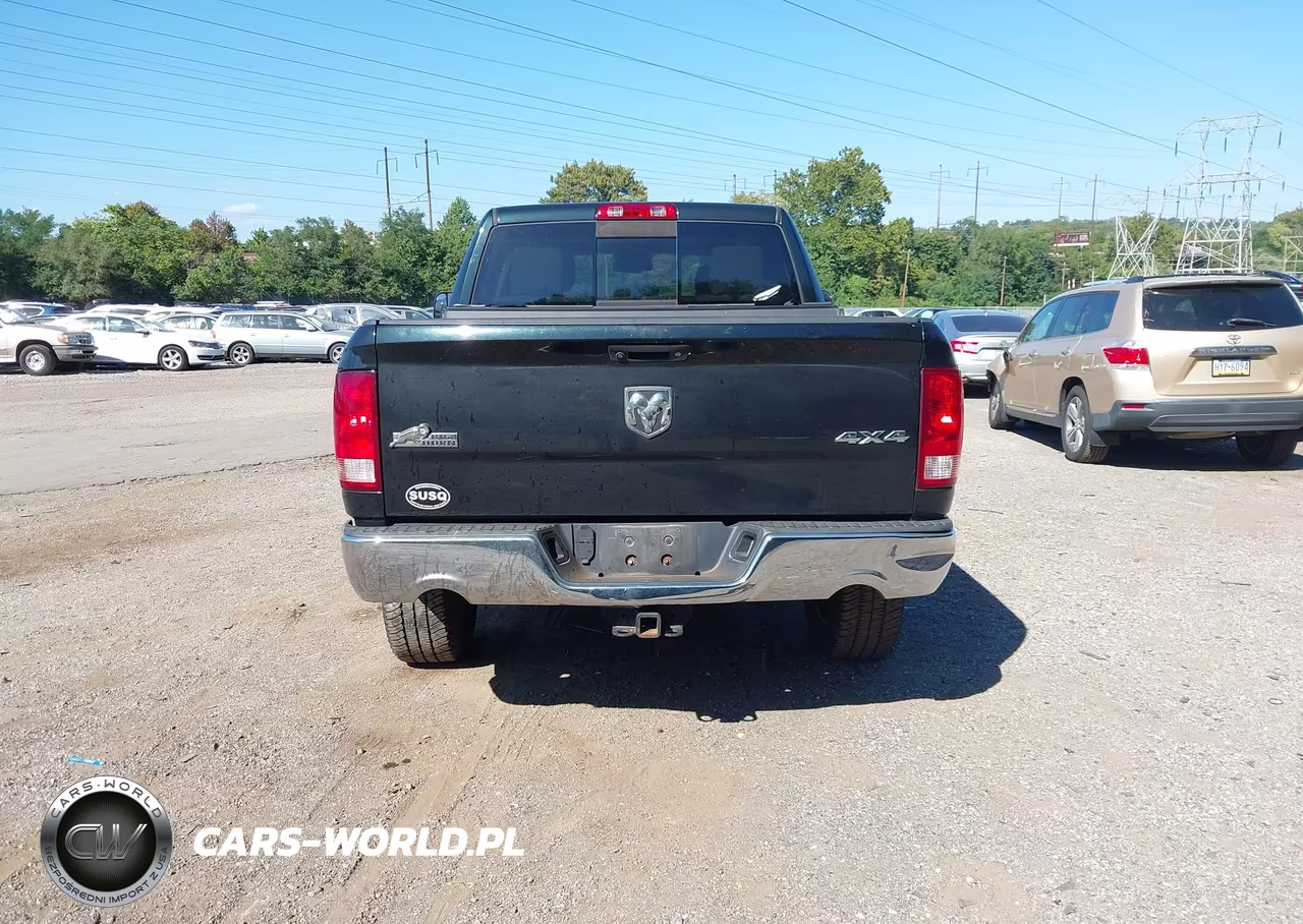 2015 Ram 1500 Big Horn VIN:3C6RR7LT7FG599339 - 17