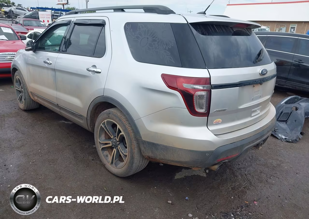 2014 Ford Explorer Sport VIN:1FM5K8GT0EGA40894 - 3