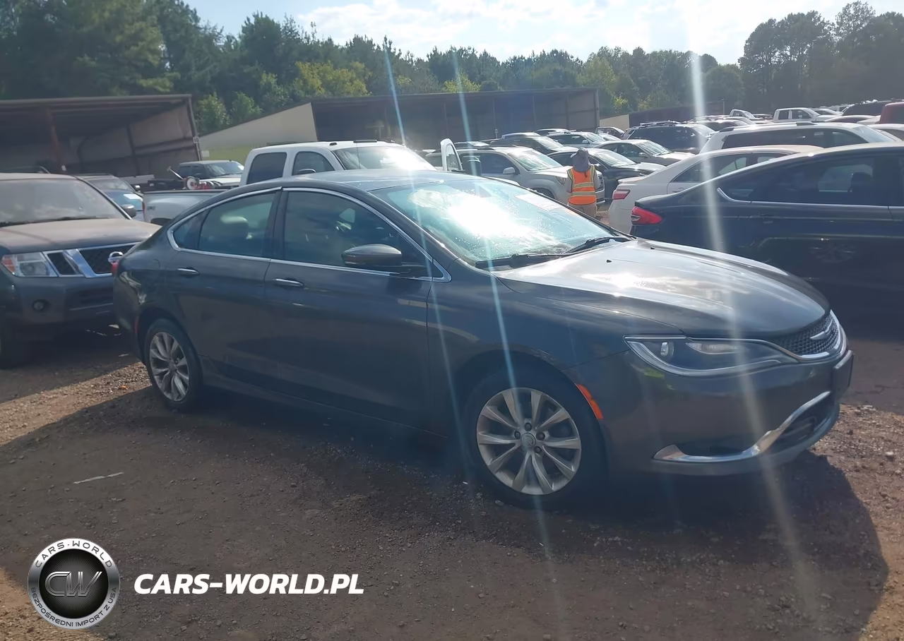 2015 Chrysler 200 C VIN:1C3CCCCB2FN545104 - 13
