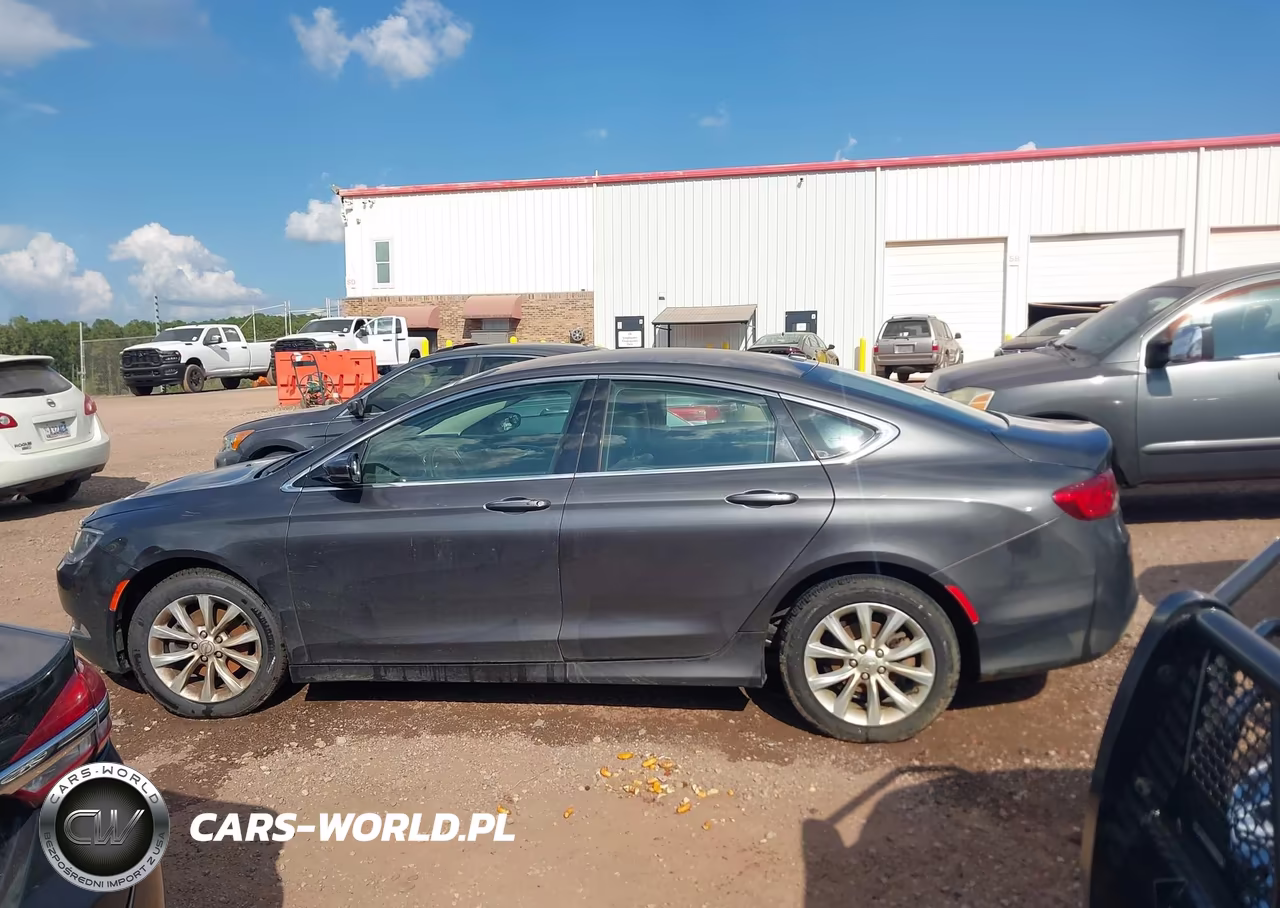 2015 Chrysler 200 C VIN:1C3CCCCB2FN545104 - 14