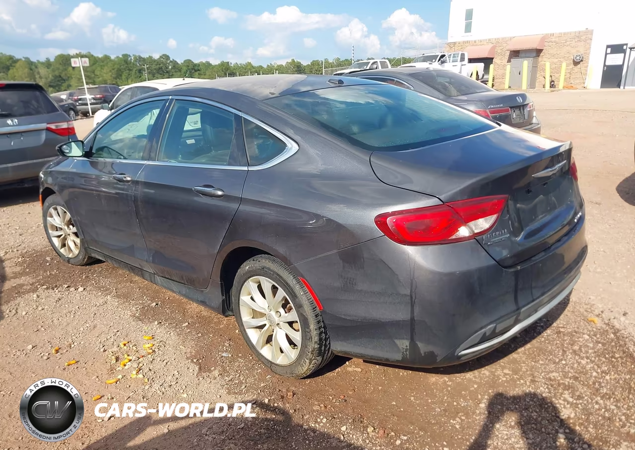 2015 Chrysler 200 C VIN:1C3CCCCB2FN545104 - 3