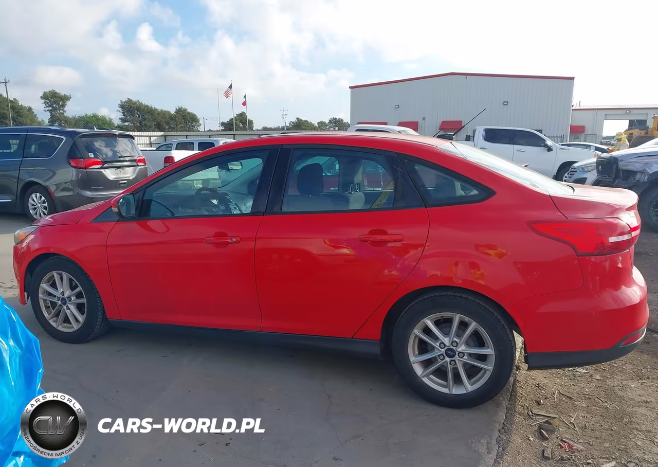 2016 Ford Focus Se VIN:1FADP3F21GL336553 - 15
