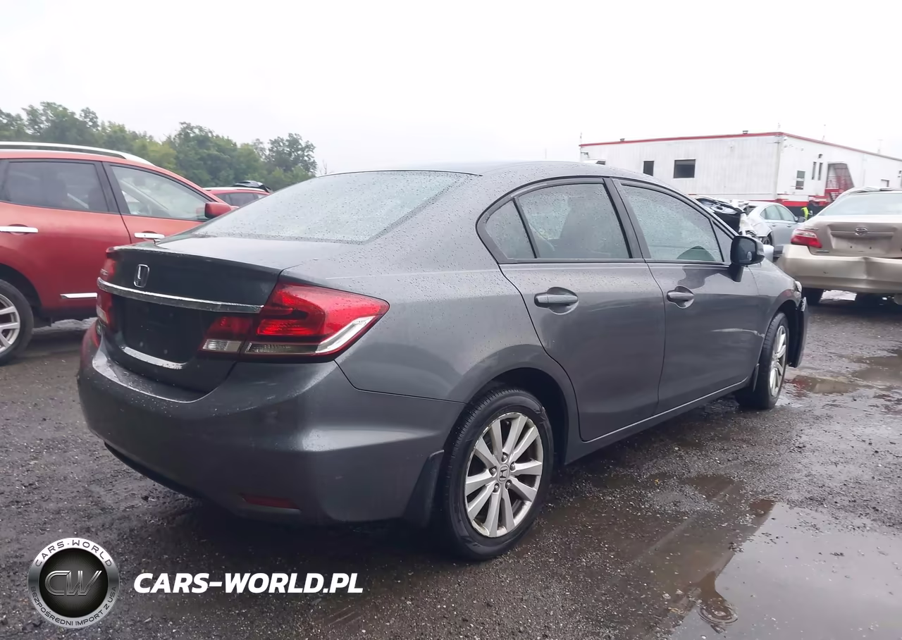 2013 Honda Civic Lx VIN:2HGFB2F5XDH576216 - 4