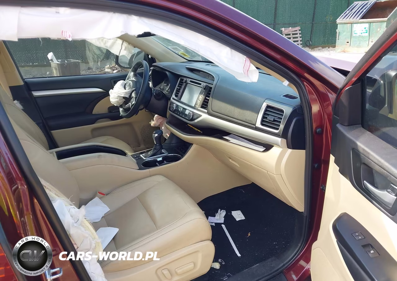2019 Toyota Highlander Xle VIN:5TDJZRFH1KS925186 - 5