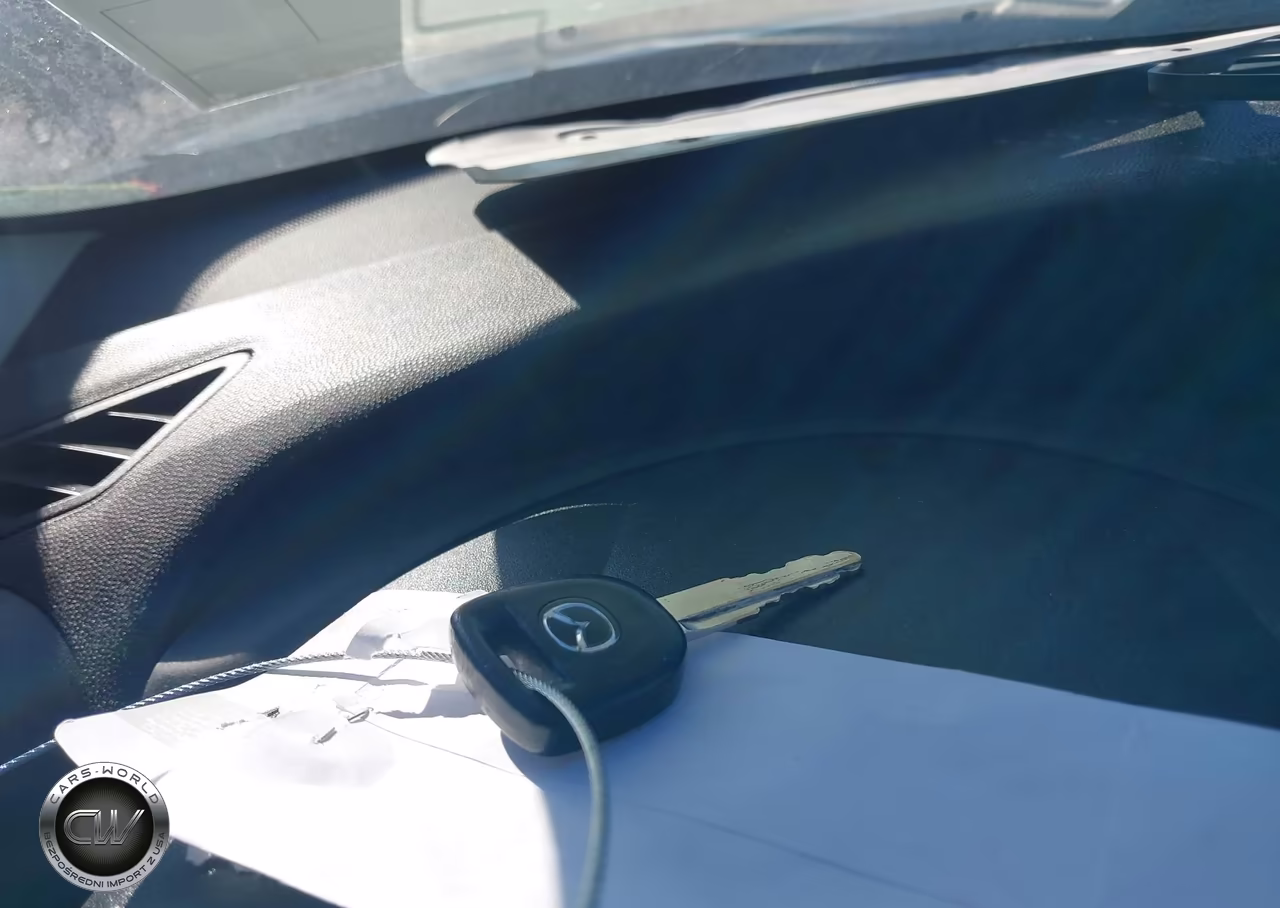 2011 Mazda Mazda3 I Sport VIN:JM1BL1UF3B1392778 - 11