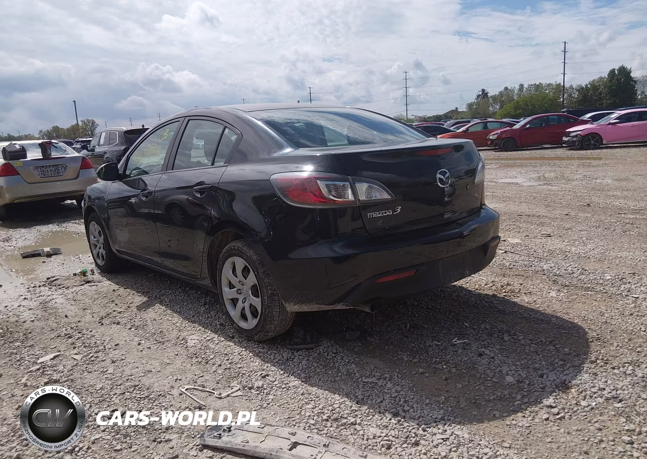 2011 Mazda Mazda3 I Sport VIN:JM1BL1UF3B1392778 - 3