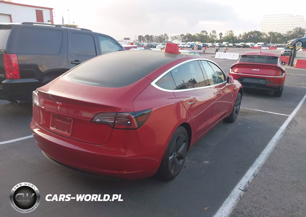 2018 Tesla Model 3 Long Range-Mid Range VIN:5YJ3E1EA7JF045798 - 4