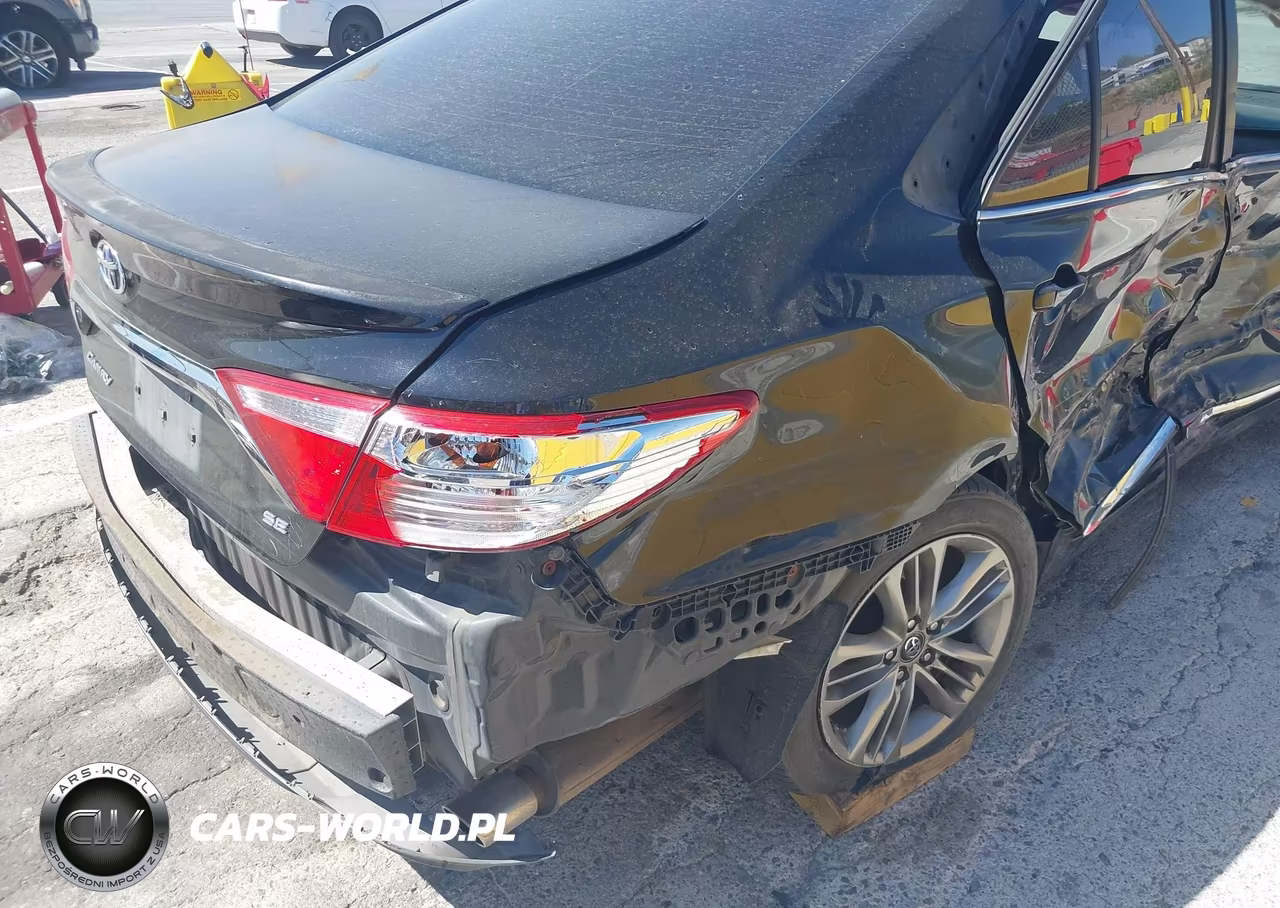 2017 Toyota Camry Se VIN:4T1BF1FK7HU807041 - 15