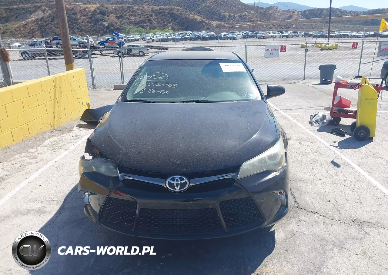 2017 Toyota Camry Se VIN:4T1BF1FK7HU807041 - 16