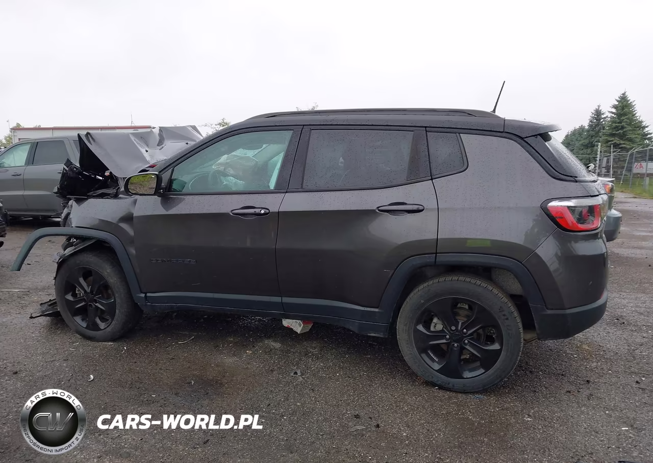 2018 Jeep Compass Altitude 4X4 VIN:3C4NJDBB3JT314402 - 14
