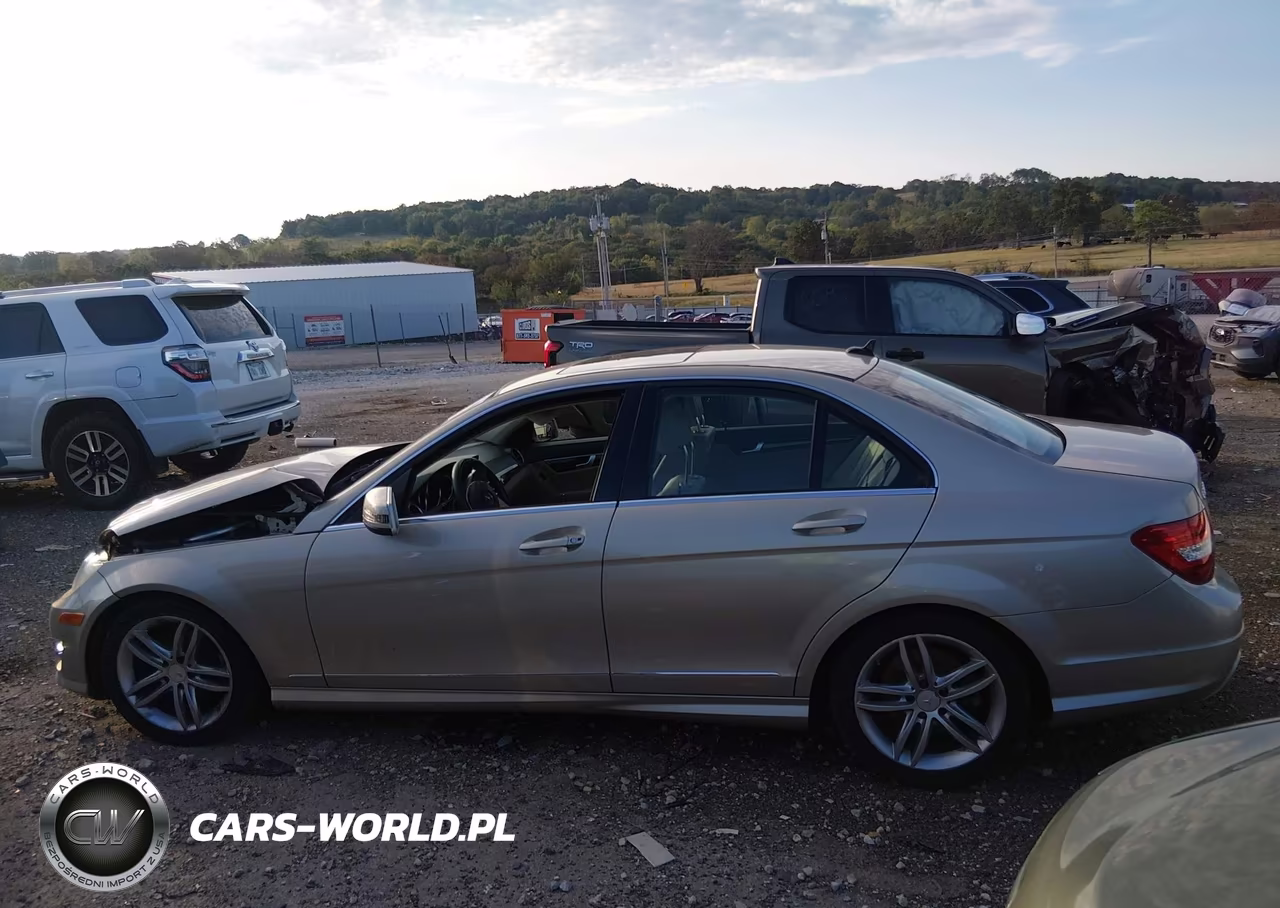 2012 Mercedes-Benz C 300 Sport 4Matic VIN:WDDGF8BB1CR194957 - 14