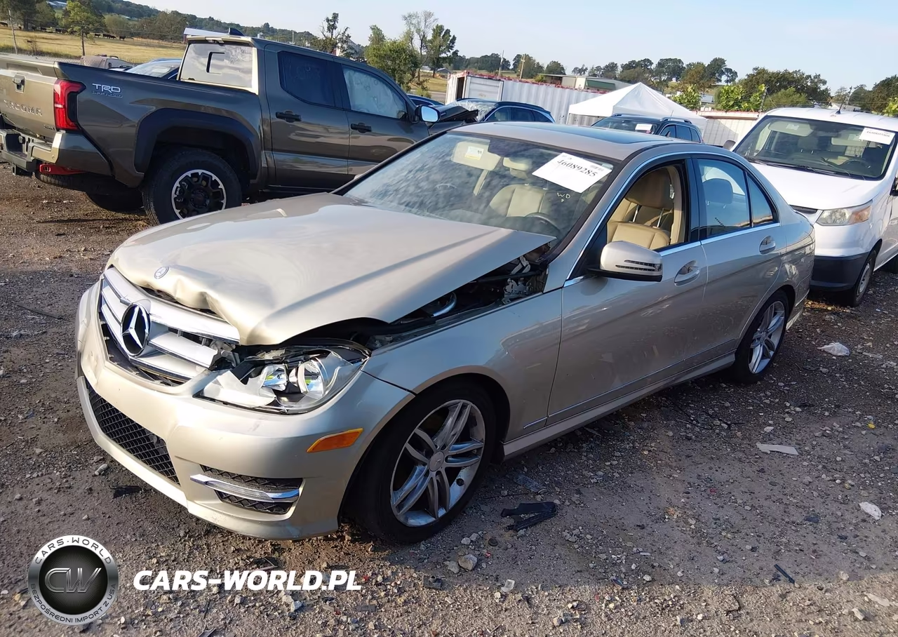 2012 Mercedes-Benz C 300 Sport 4Matic VIN:WDDGF8BB1CR194957 - 2