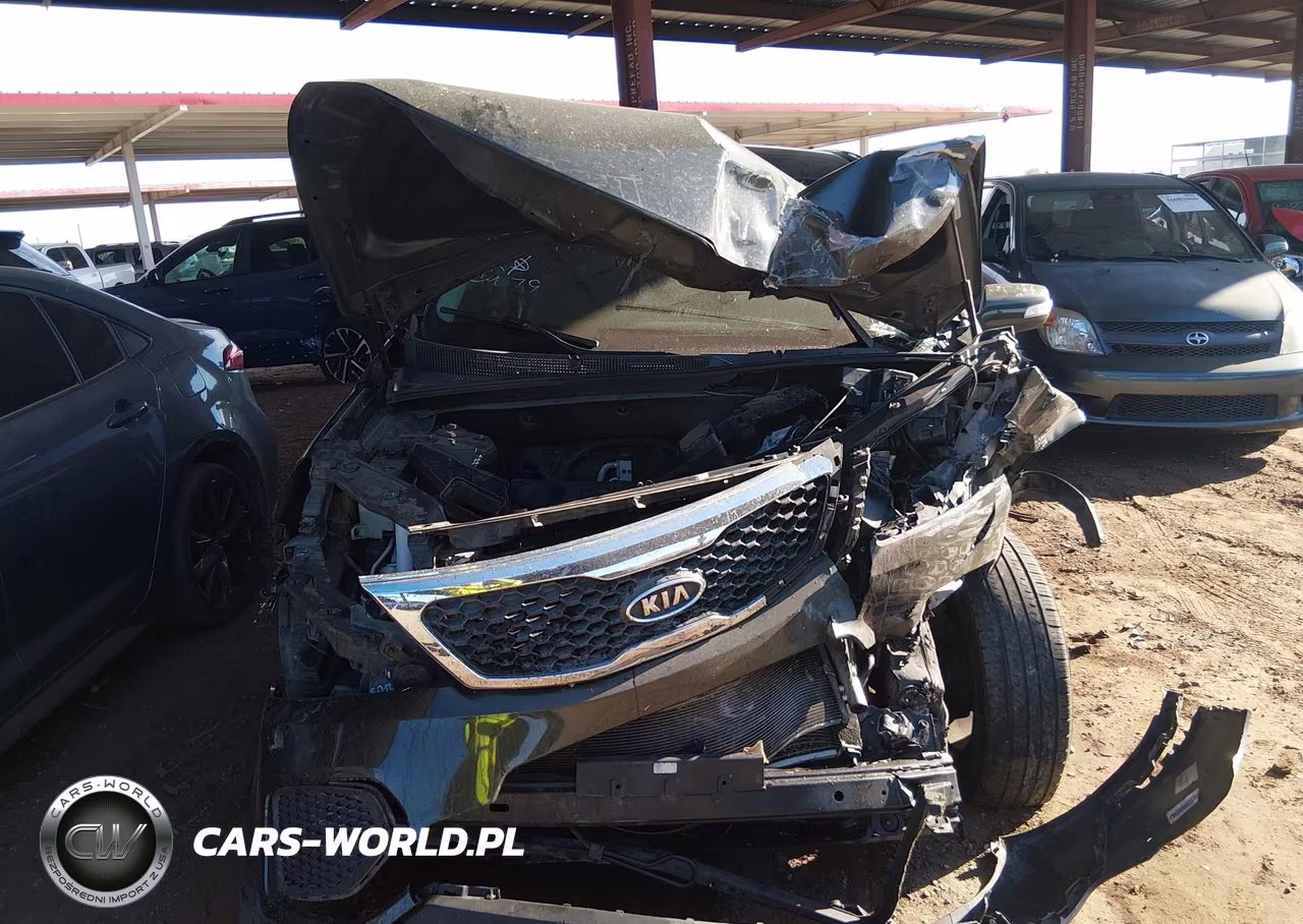 2013 Kia Sorento Lx VIN:5XYKT3A16DG330248 - 12