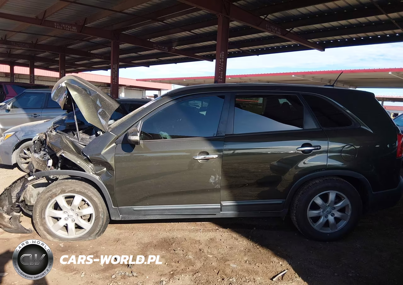 2013 Kia Sorento Lx VIN:5XYKT3A16DG330248 - 14
