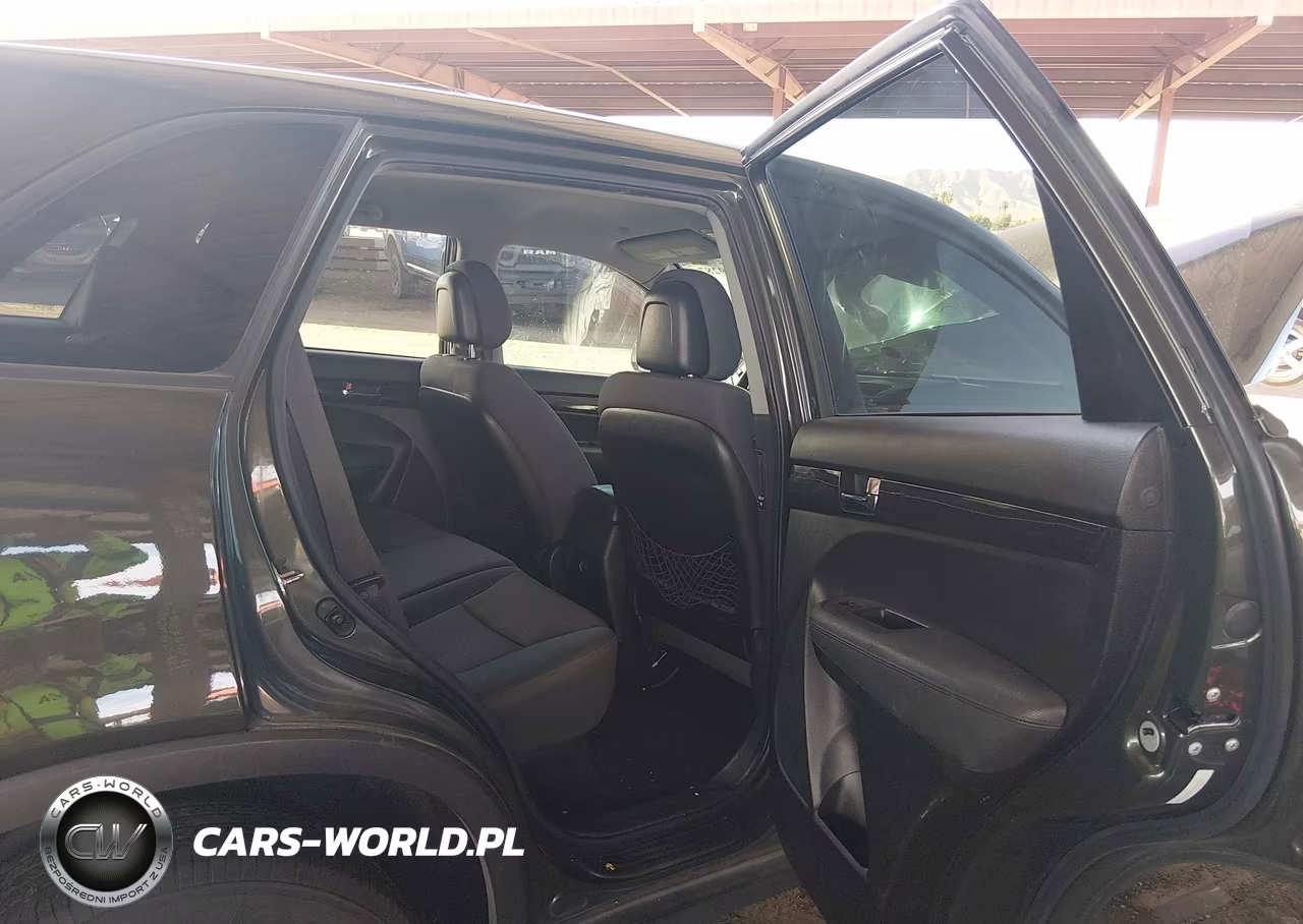 2013 Kia Sorento Lx VIN:5XYKT3A16DG330248 - 8