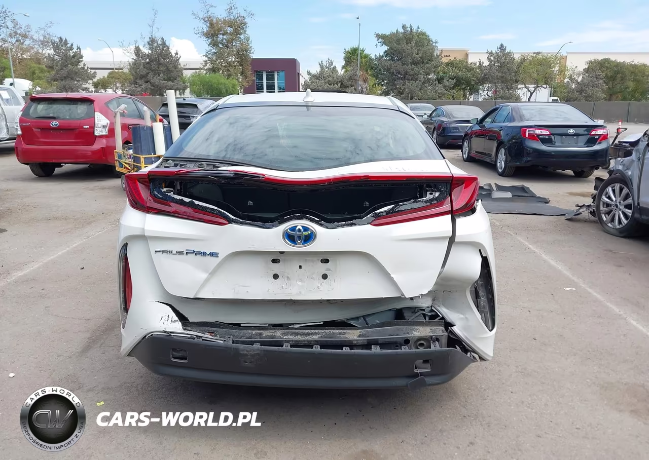 2020 Toyota Prius Prime Le VIN:JTDKARFP9L3162422 - 17