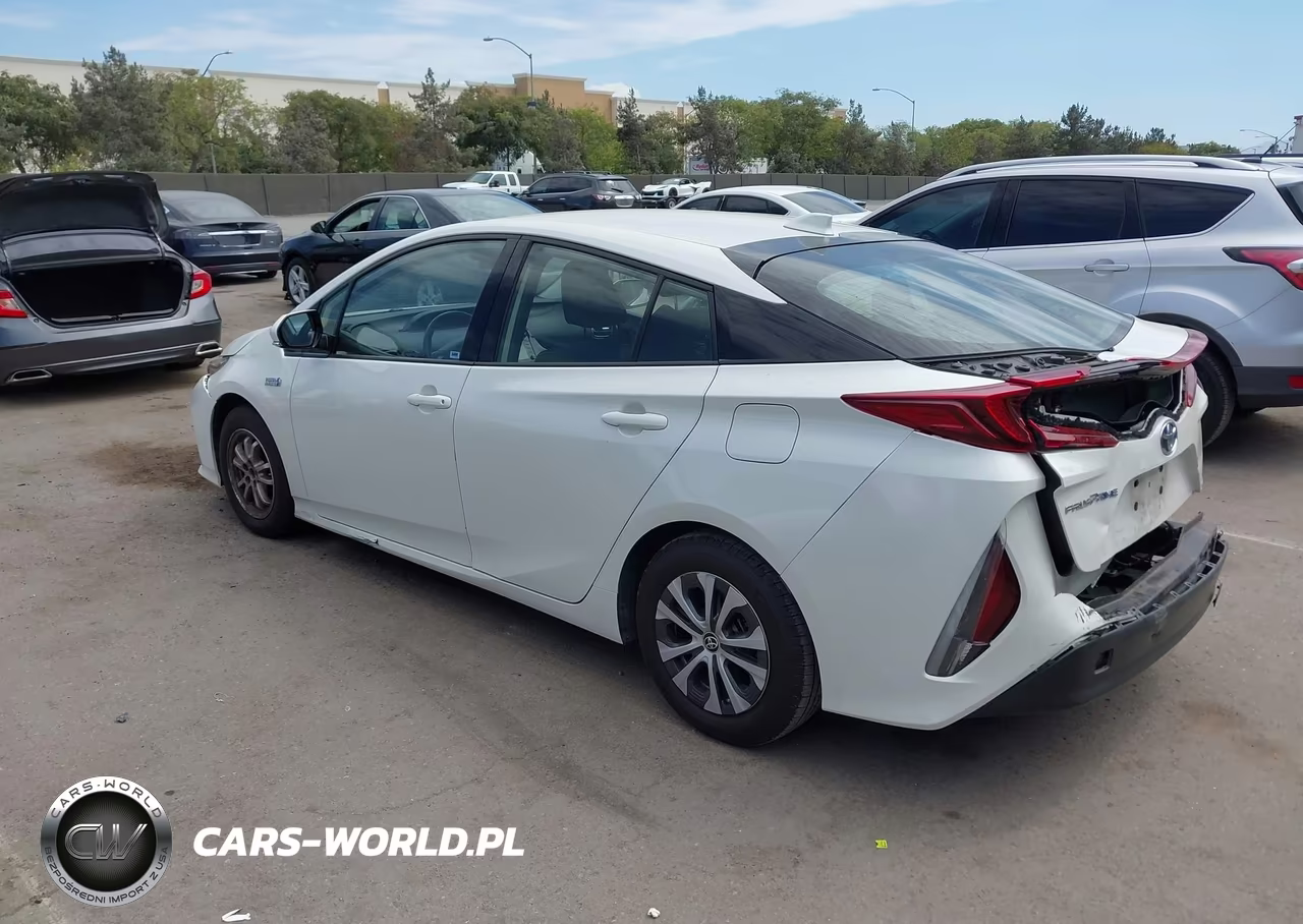 2020 Toyota Prius Prime Le VIN:JTDKARFP9L3162422 - 3