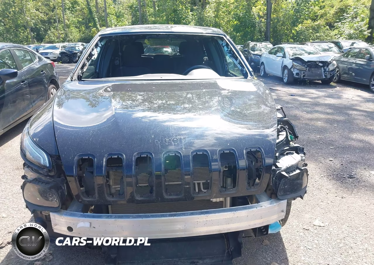 2017 Jeep Cherokee Latitude VIN:1C4PJMCB3HD221189 - 13
