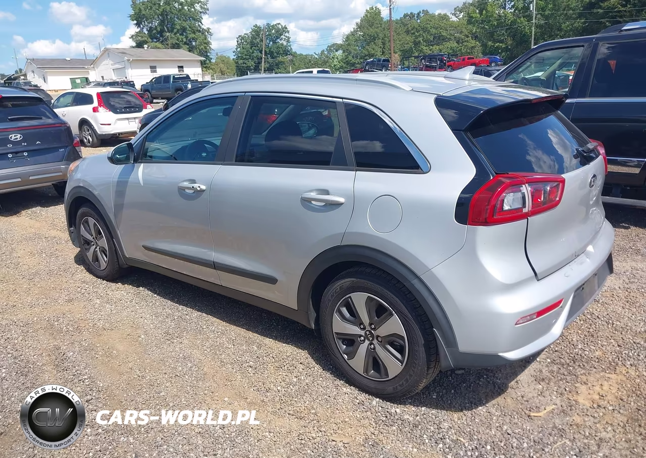 2017 Kia Niro Lx VIN:KNDCB3LC9H5049579 - 3