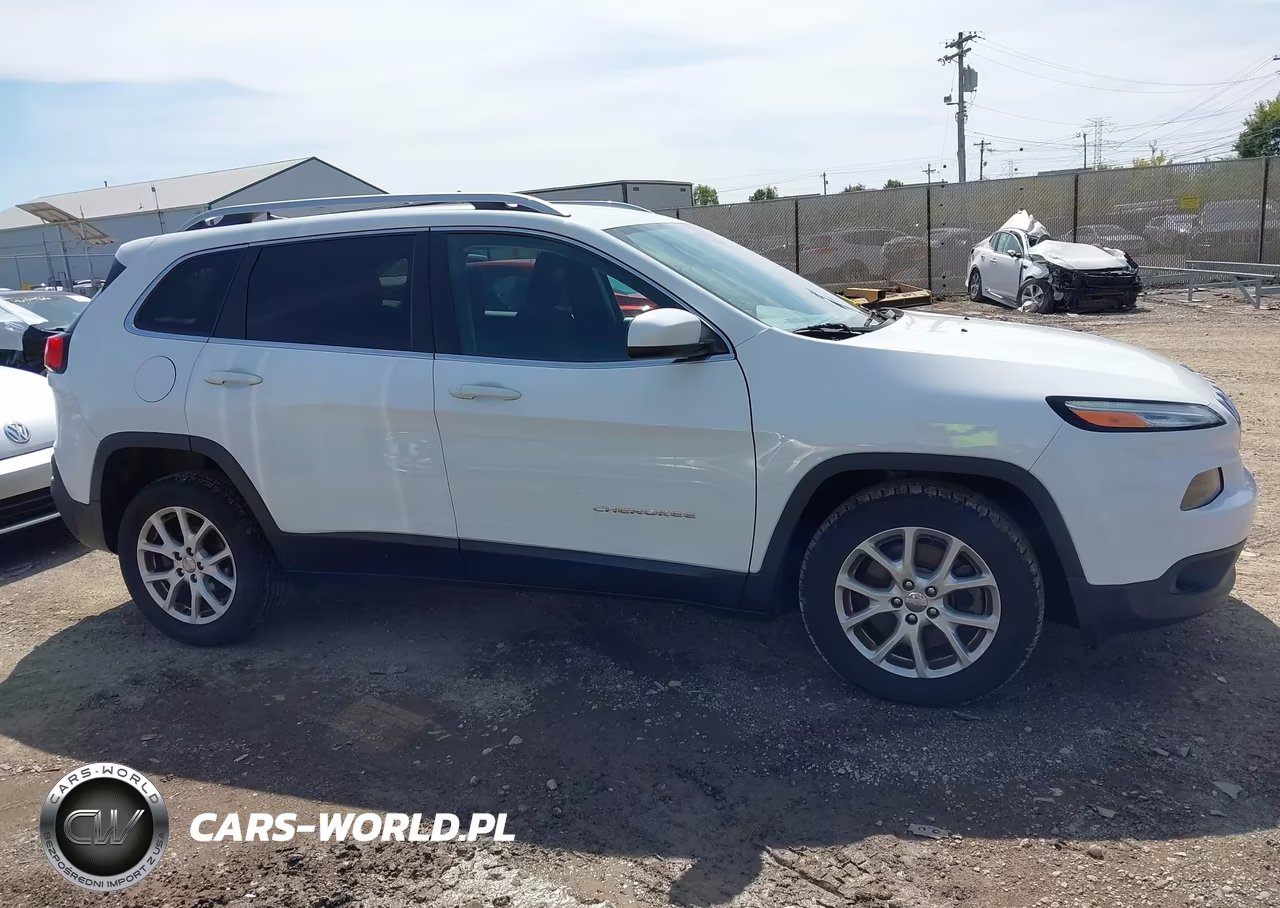 2017 Jeep Cherokee Latitude Fwd VIN:1C4PJLCB1HW616938 - 14