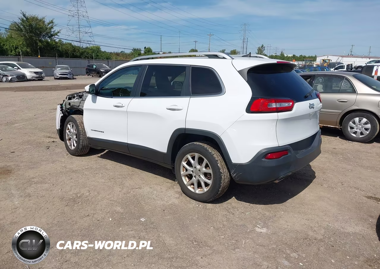 2017 Jeep Cherokee Latitude Fwd VIN:1C4PJLCB1HW616938 - 3