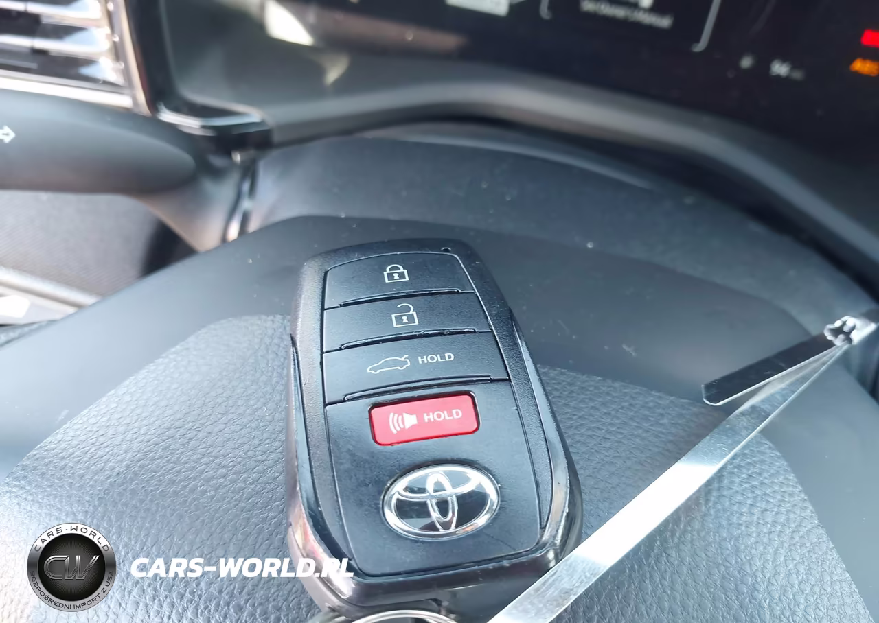 2025 Toyota Camry Le VIN:4T1DAACK4SU528200 - 11