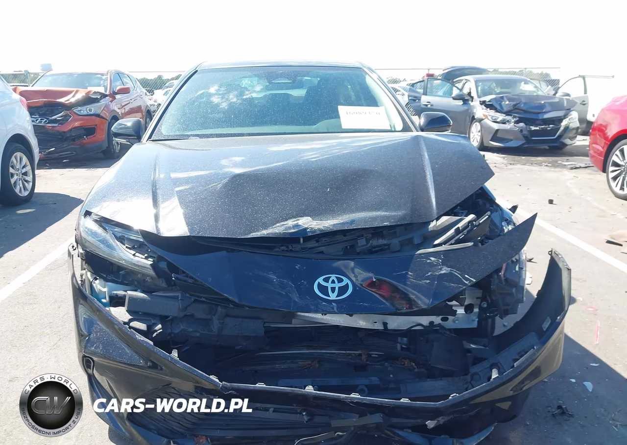 2025 Toyota Camry Le VIN:4T1DAACK4SU528200 - 12