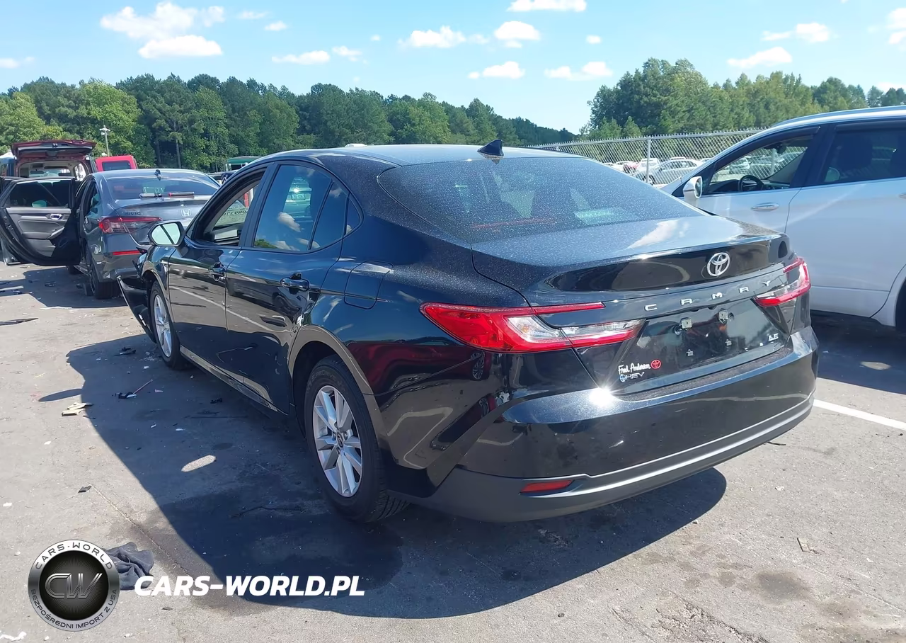 2025 Toyota Camry Le VIN:4T1DAACK4SU528200 - 3