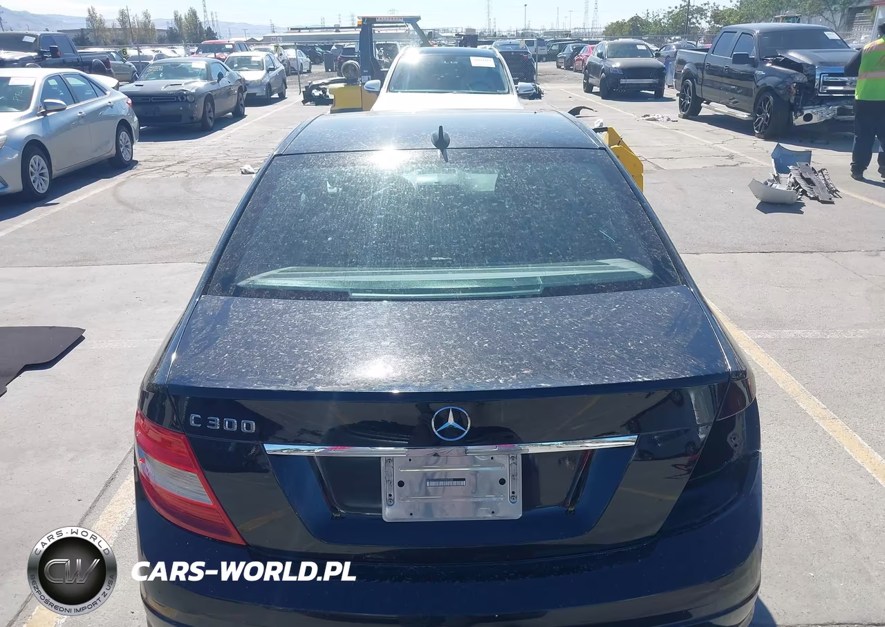 2009 Mercedes-Benz C 300 3.0L Luxury-Sport VIN:WDDGF54X09R080528 - 17