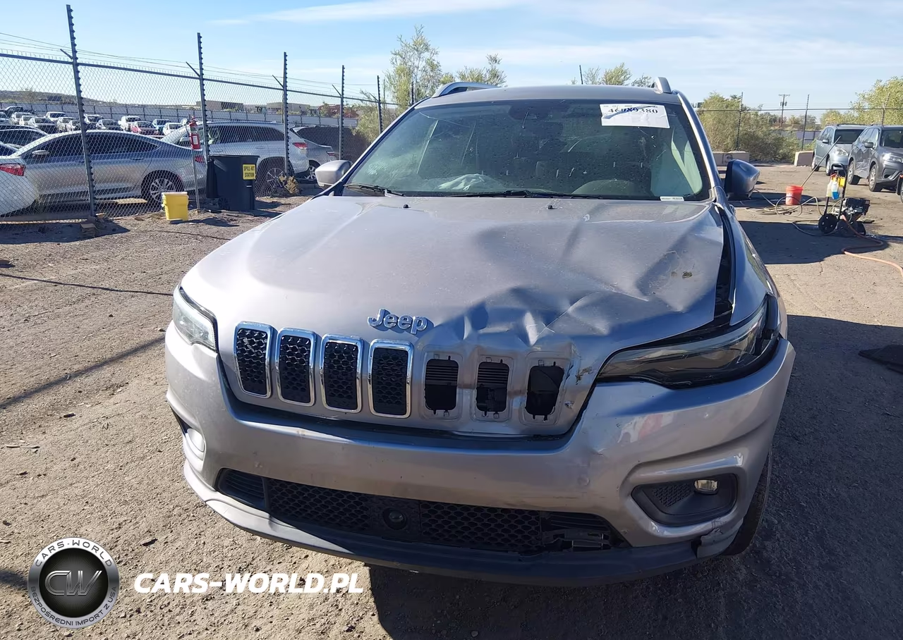 2021 Jeep Cherokee Latitude Lux 4X4 VIN:1C4PJMMX9MD239085 - 11