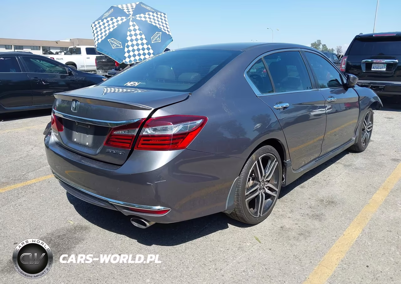 2017 Honda Accord Sport VIN:1HGCR2F52HA143234 - 4