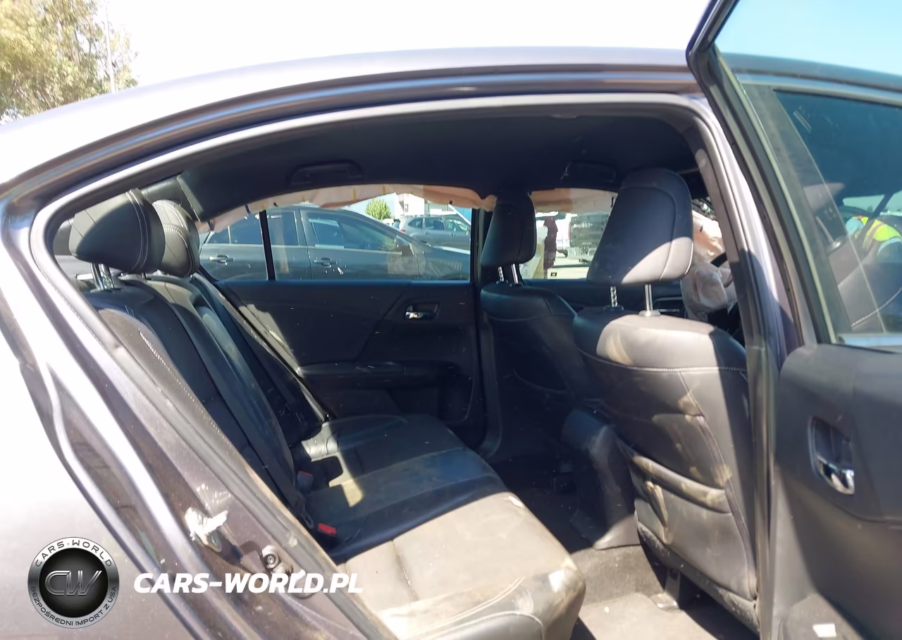 2017 Honda Accord Sport VIN:1HGCR2F52HA143234 - 8