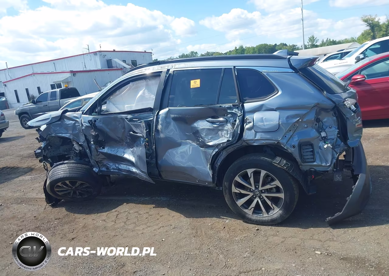 2023 Toyota Corolla Cross Xle VIN:7MUDAABG6PV047139 - 14