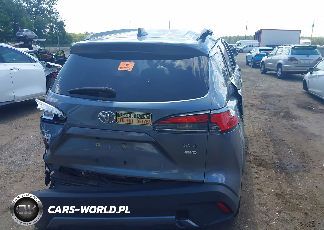 2023 Toyota Corolla Cross Xle VIN:7MUDAABG6PV047139 - 16