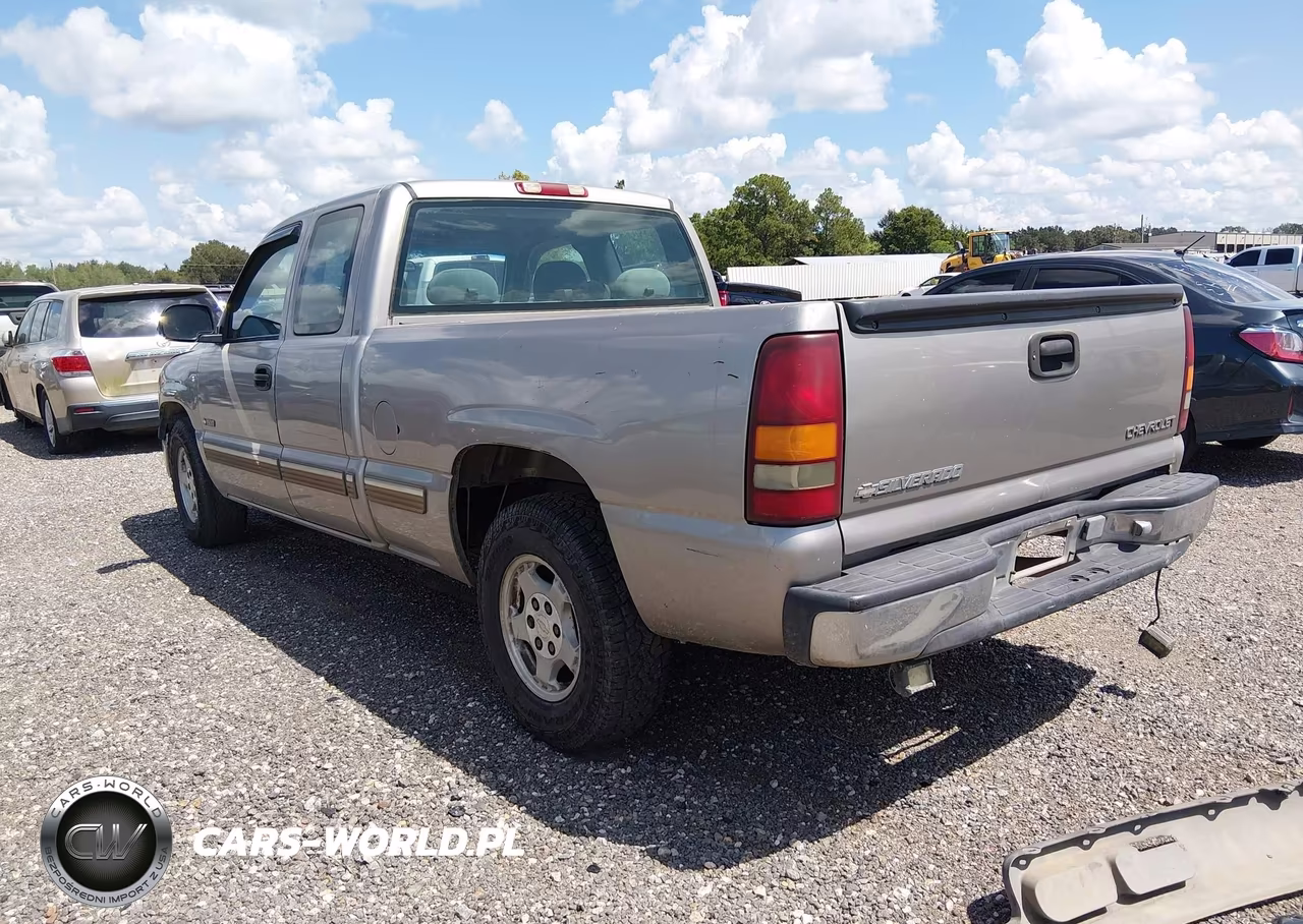 2002 Chevrolet Silverado 1500 Ls VIN:2GCEC19V721115932 - 3