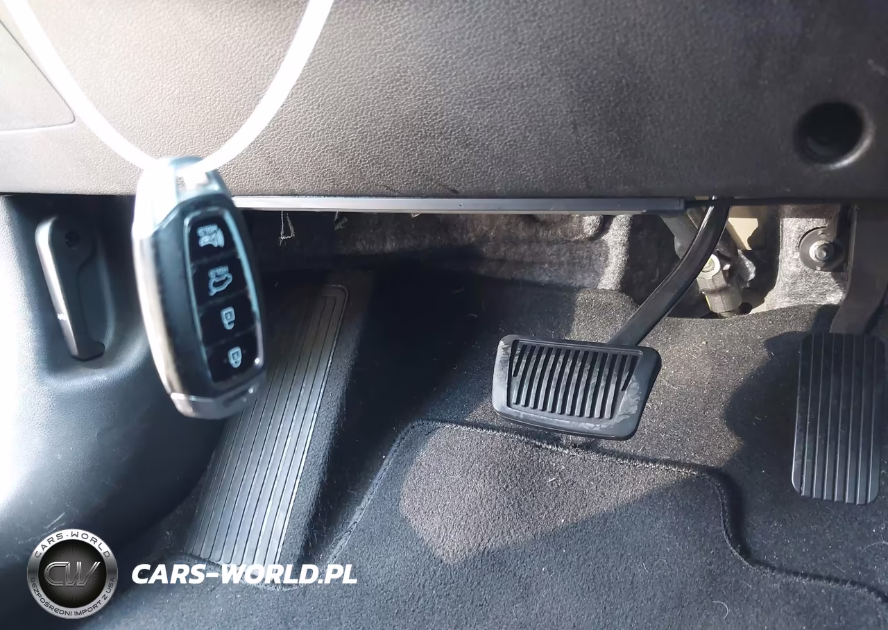2020 Hyundai Kona Limited VIN:KM8K33A58LU510617 - 11