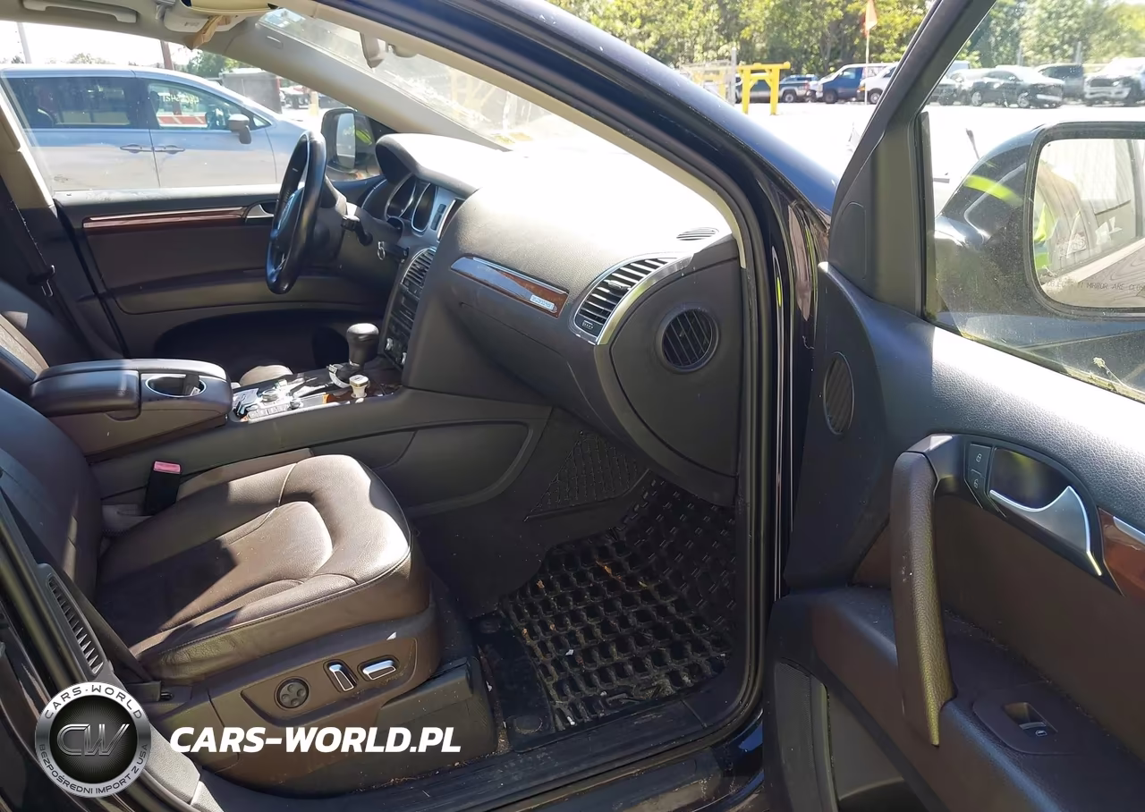 2012 Audi Q7 3.0T Premium VIN:WA1AGAFE1CD001030 - 5