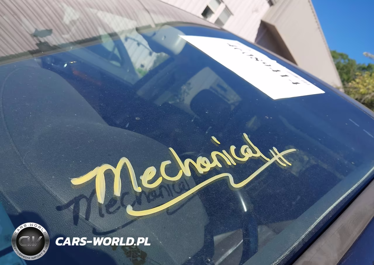 2012 Audi Q7 3.0T Premium VIN:WA1AGAFE1CD001030 - 6