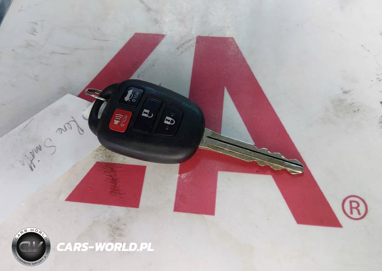 2015 Toyota Camry Le VIN:4T1BF1FKXFU989850 - 11