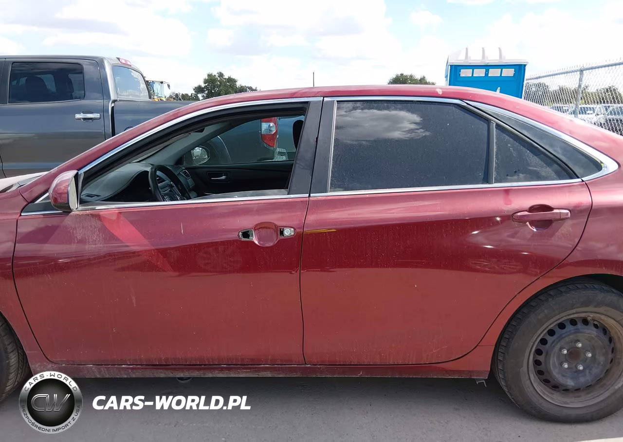 2015 Toyota Camry Le VIN:4T1BF1FKXFU989850 - 14