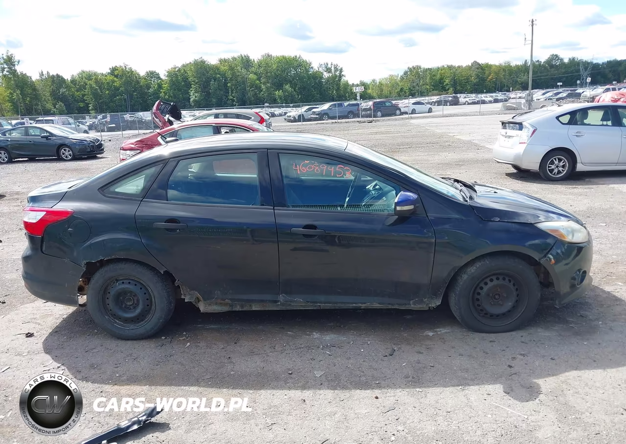 2012 Ford Focus S VIN:1FAHP3E23CL461762 - 13