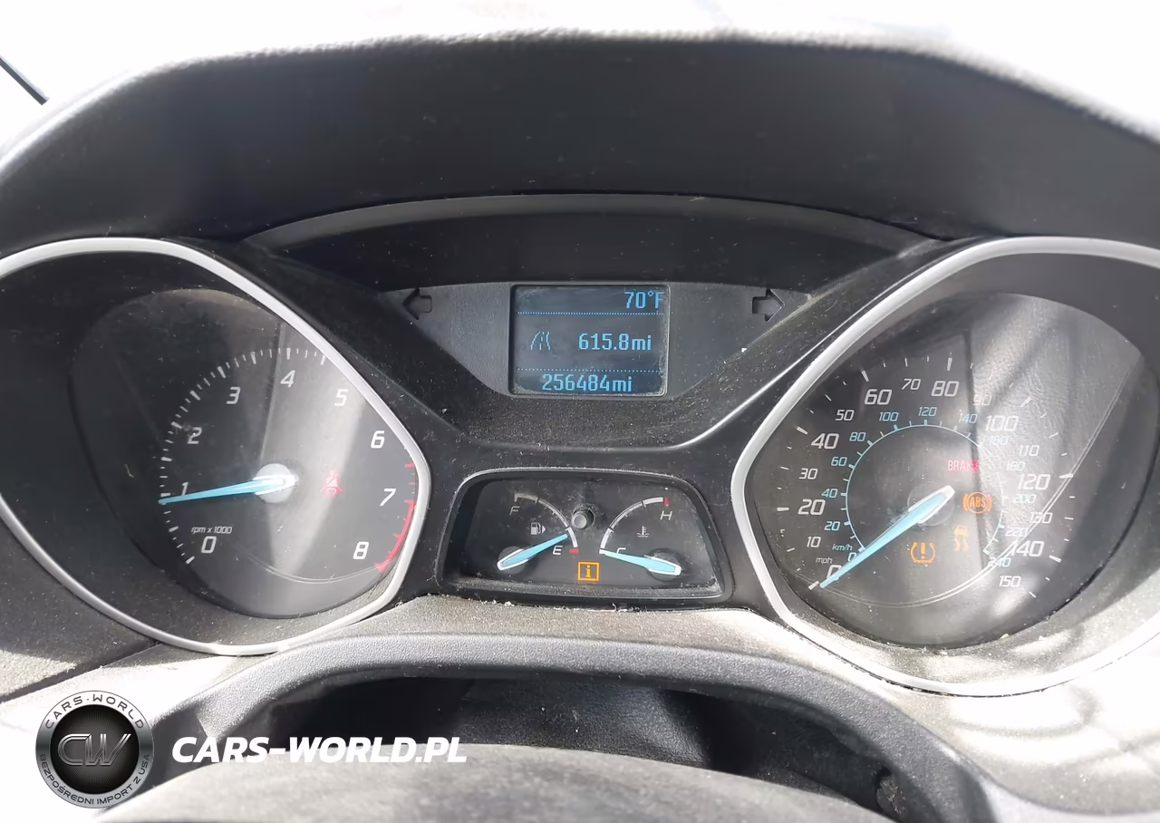 2012 Ford Focus S VIN:1FAHP3E23CL461762 - 7