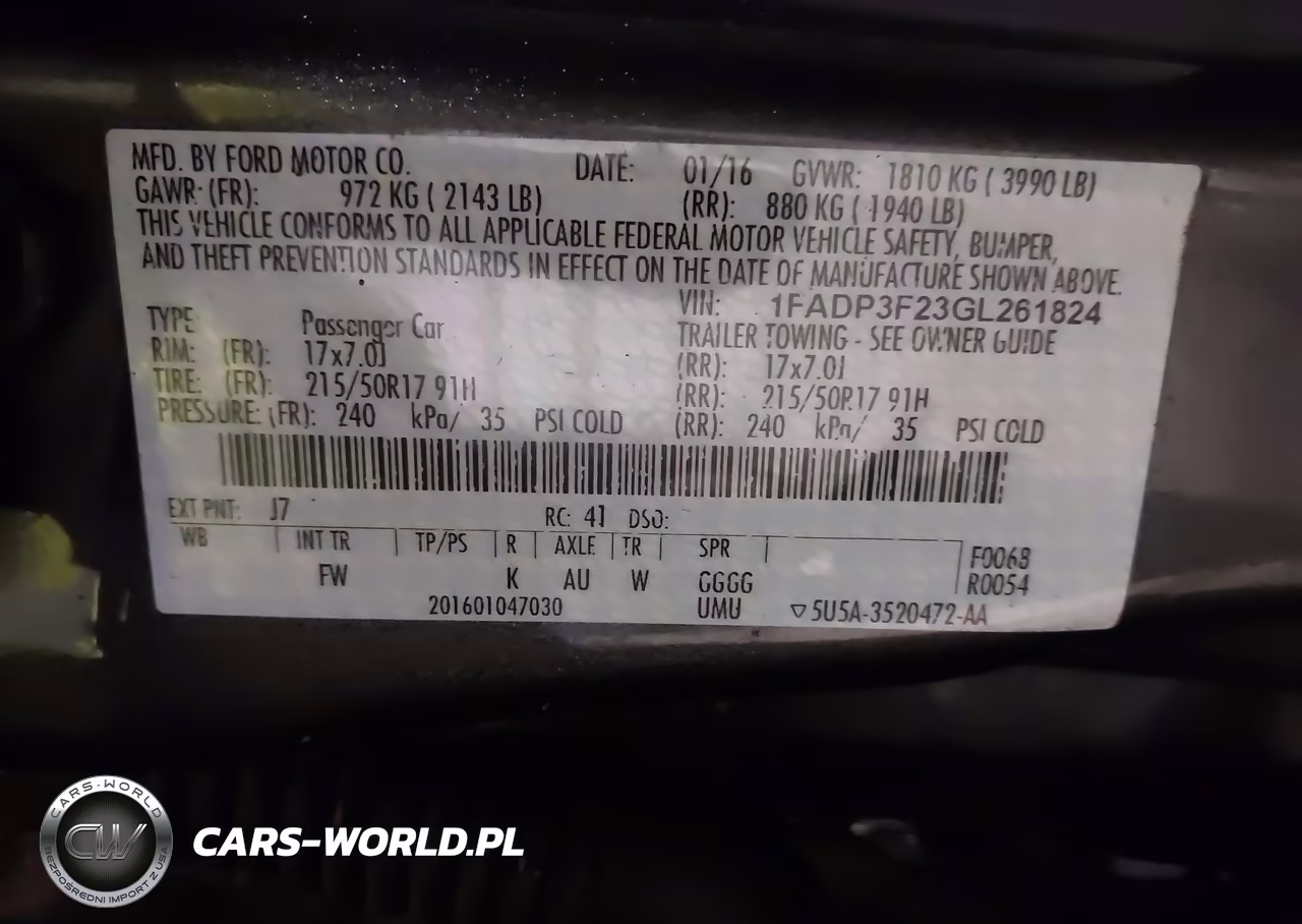 2016 Ford Focus Se VIN:1FADP3F23GL261824 - 9