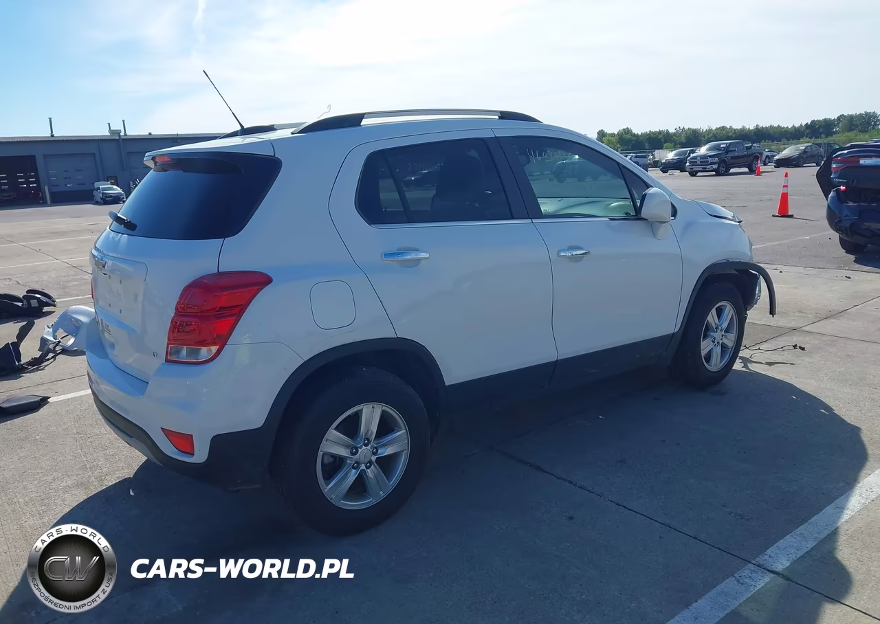 2018 Chevrolet Trax Lt VIN:KL7CJPSB1JB585143 - 4